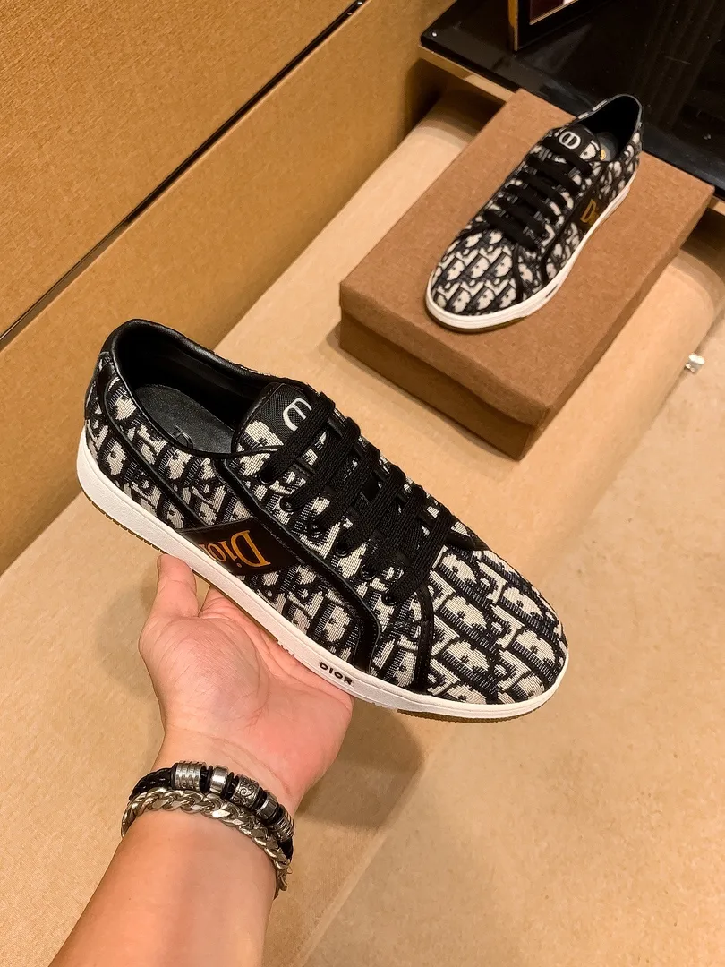 Men's shoes💰 380💰👍[Dior]🔝High-end brand of men's shoes official website 1:1 latest masterpiece: the upper is made of original Italian official website special technical cloth fabric with original comfortable and breathable lining➕original designated non-slip outsole🔥making walking more convenient and comfortable! An exclusive new model, a stunning work, a beautiful 1:1 replica [color] compared to the official quality! Create a fashionable personality to set off your uniqueness! A must-have for trendy men! 🔥, sizes: 38-44. color:.    3⃣️colors available🔥